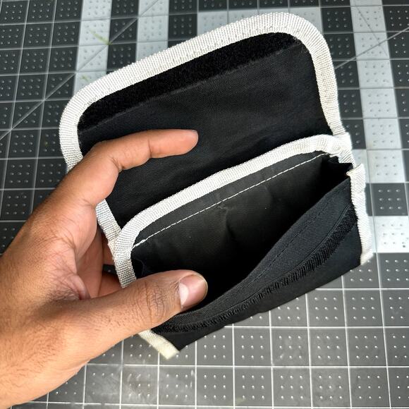 Stussy Pouch (Spring 2011) - Picture 3 of 4